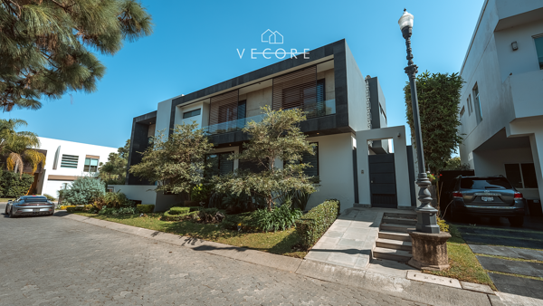 Casa en venta en Pontevedra, Zapopan — foto 3 de 33