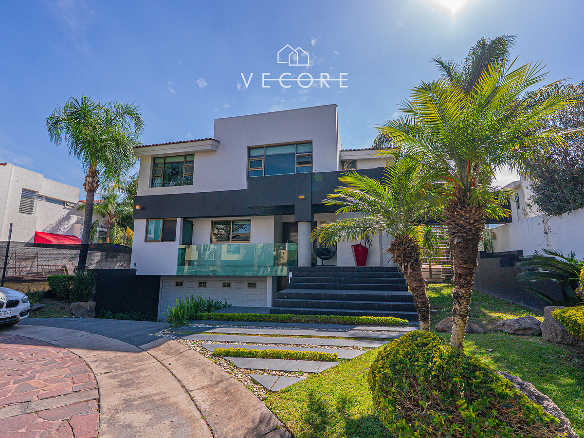 Casa en venta en Valle Real, Zapopan — foto 1 de 36