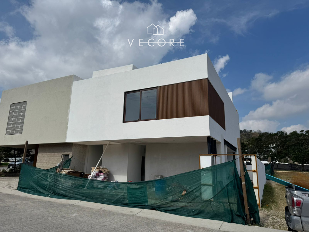 Casa en venta en Los Robles, Zapopan — foto 1 de 11