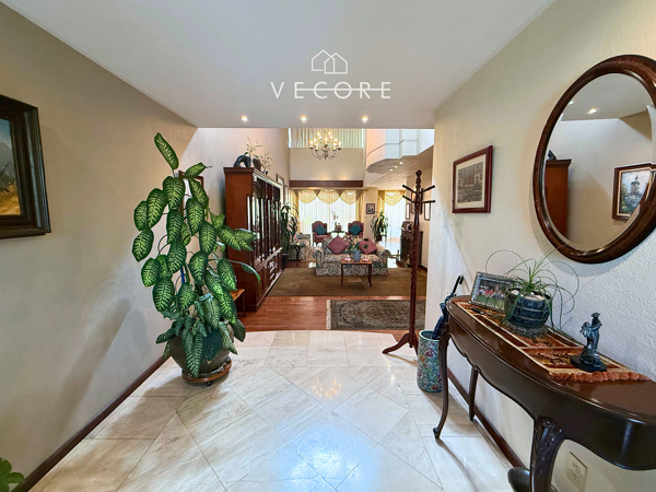 Casa en venta en Valle Real, Zapopan — foto 3 de 26
