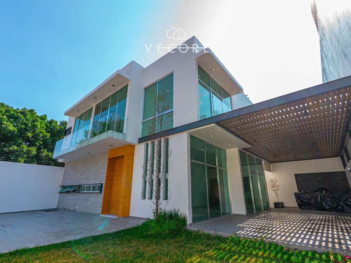 Casa en venta en Loma Real, Zapopan — foto 1 de 23