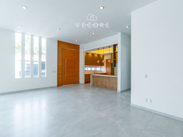 Casa en venta en Loma Real, Zapopan — foto 3 de 23