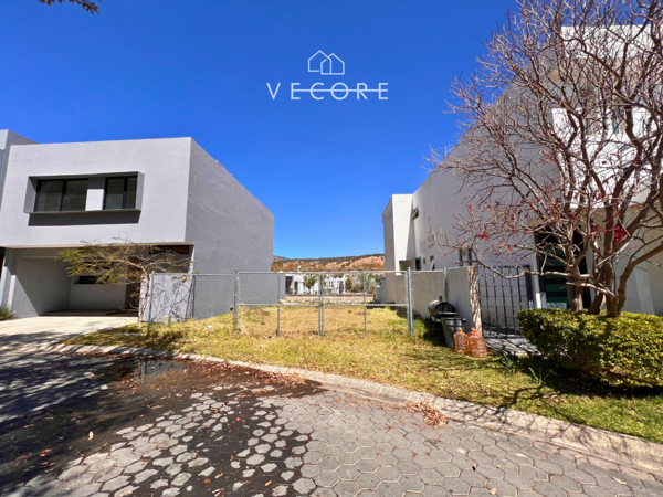 Terreno en venta en Bosques Santa Anita, Tlajomulco de Zúñiga — foto 3 de 16
