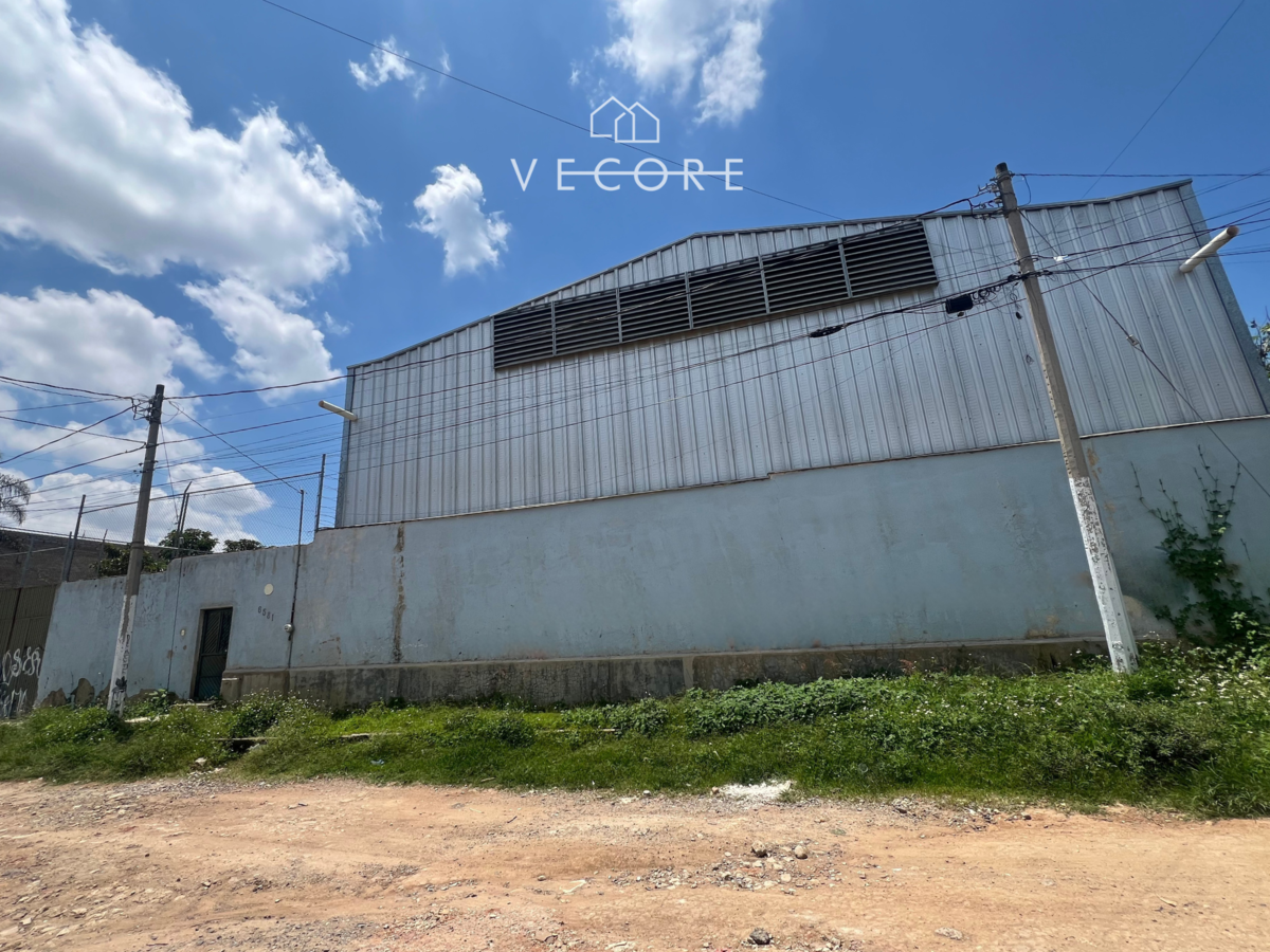 Bodega en venta en Mesa Colorada Poniente, Zapopan — foto 1 de 20