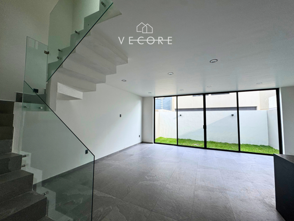Casa en venta en Valle Imperial, Zapopan — foto 2 de 19