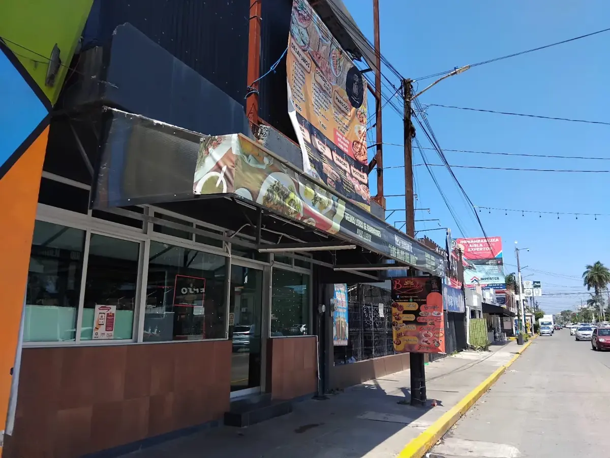 Local en renta en Cazones, Poza Rica de Hidalgo — foto 1 de 9