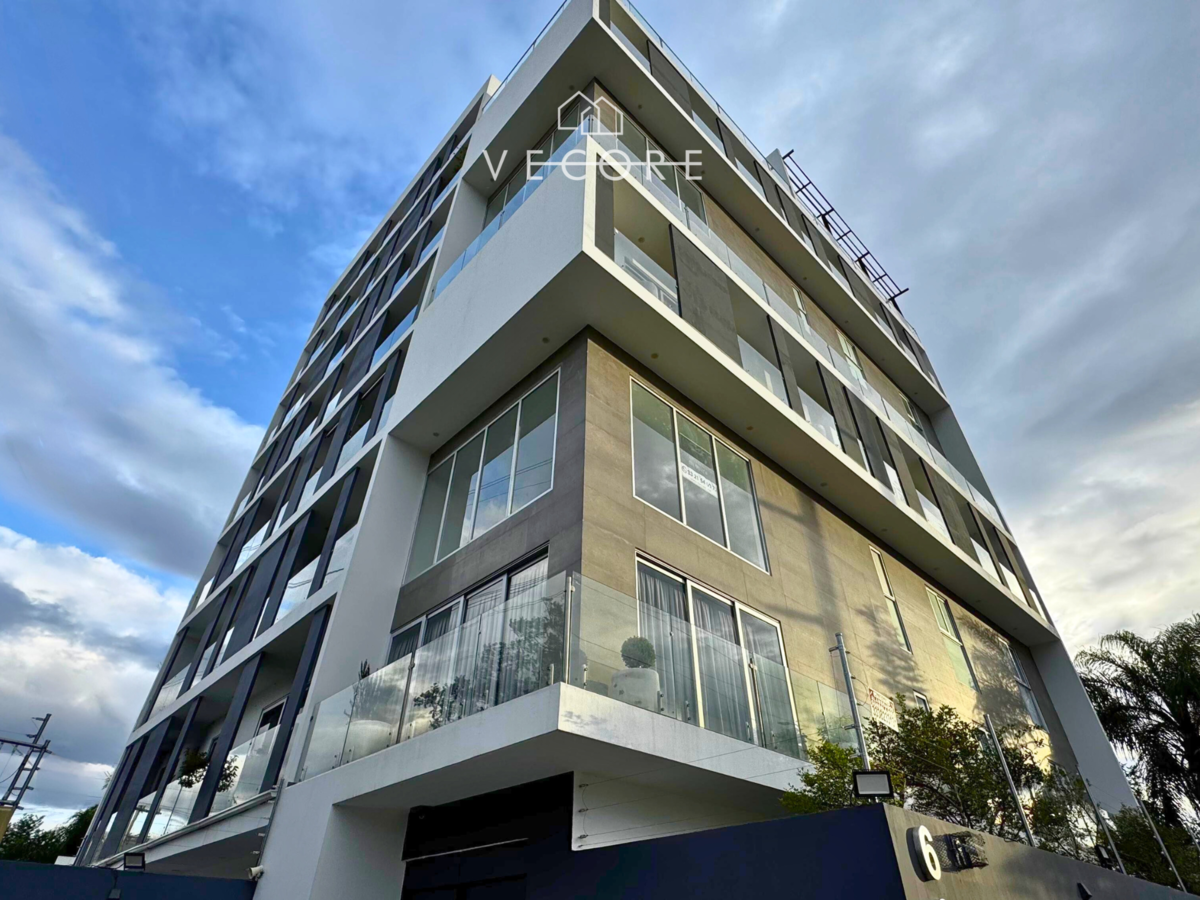 Departamento en venta en Paseos del Sol, Zapopan — foto 1 de 10
