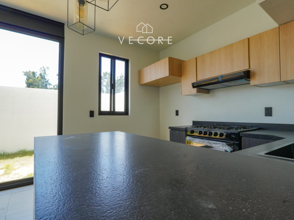 Casa en venta en Santa Anita, Tlajomulco de Zúñiga — foto 2 de 16