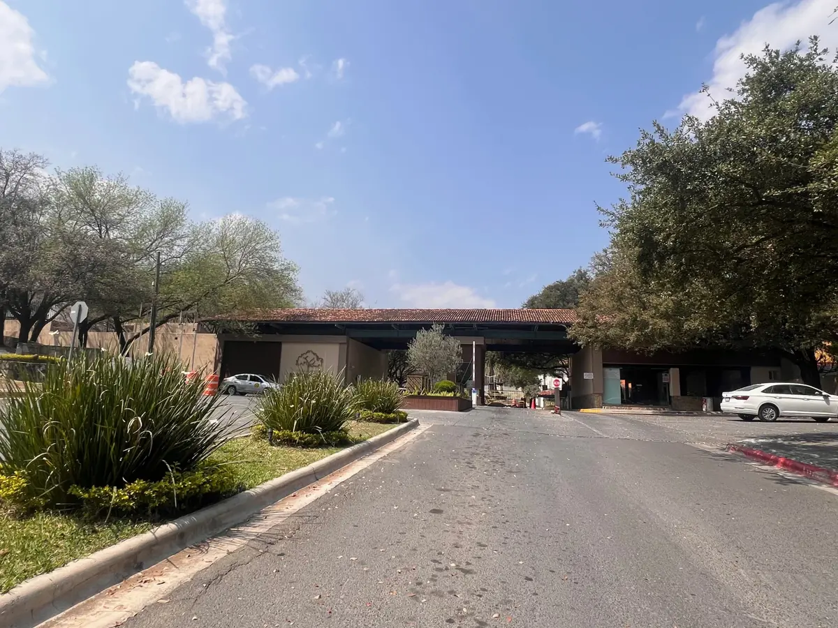 Terreno en venta en Bosquencinos, Monterrey — foto 1 de 26