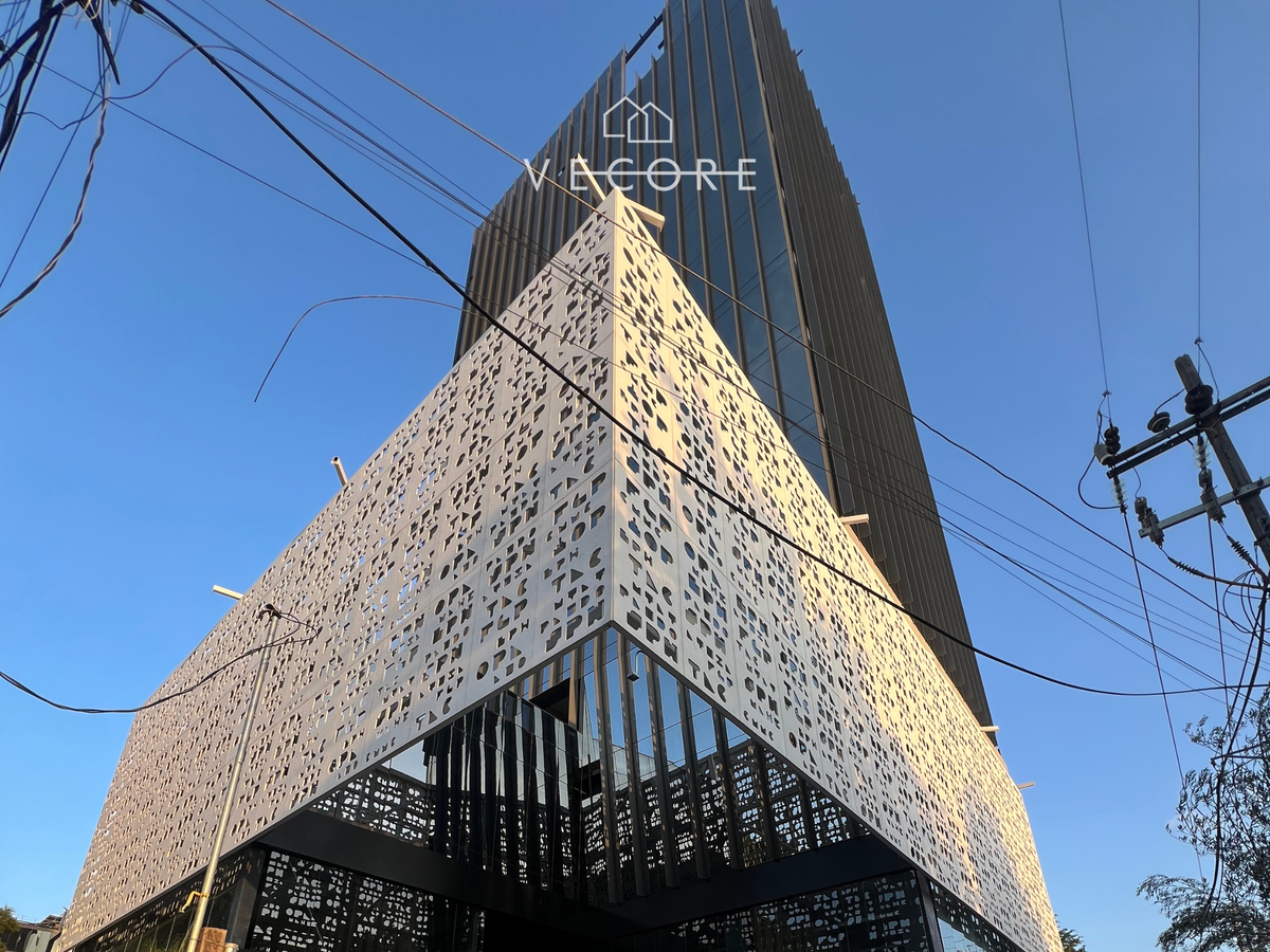 Local en renta en Colomos Providencia, Guadalajara — foto 1 de 21