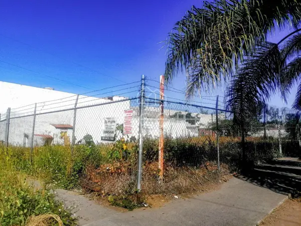 Terreno en venta en Circunvalacion Oblatos, Guadalajara — foto 3 de 9
