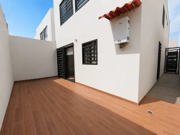 Casa en renta en Altavía, García — foto 2 de 16