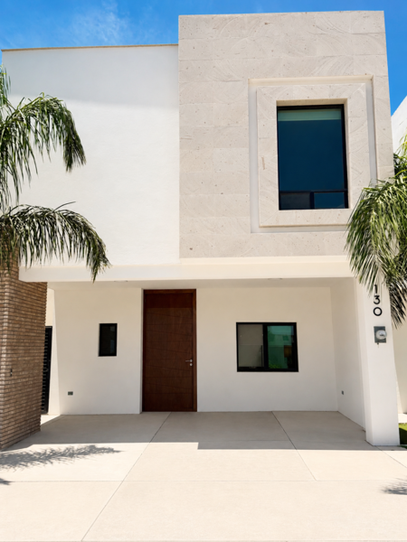 Casa en venta en La Rioja Residencial, Torreón — foto 2 de 14
