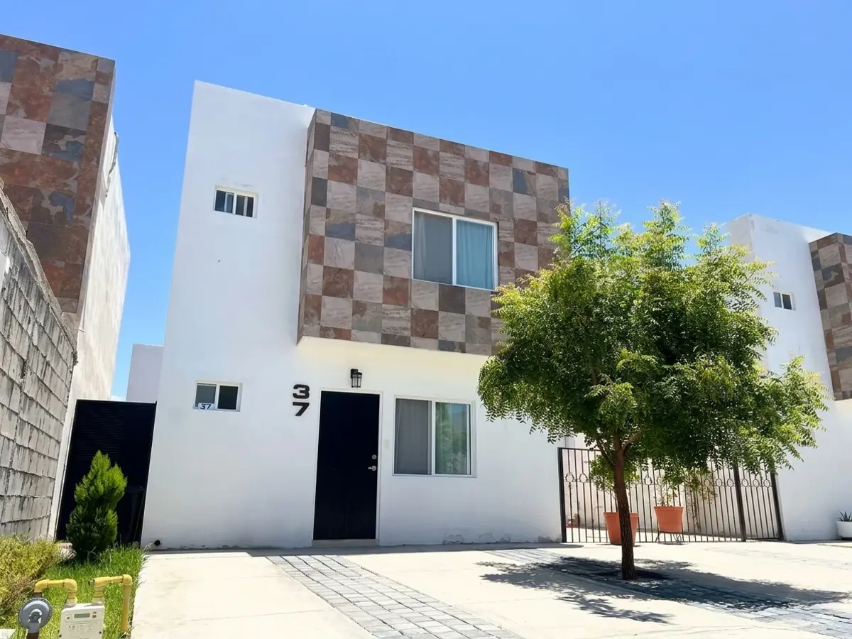 Casa en venta en Kalia Residencial, Torreón — foto 1 de 26