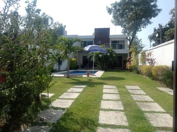 Casa en venta en Burgos, Temixco — foto 2 de 2