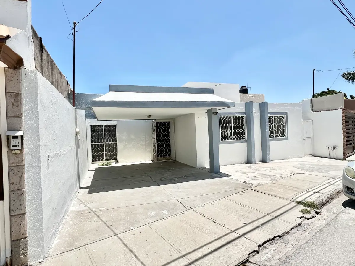 CASA DE UNA PLANTA A UNA CUADRA DEL BLVD MIGUEL ALEMAN CASA DE UNA PLANTA A UNA CUADRA DEL BLVD MIGUEL ALEMAN