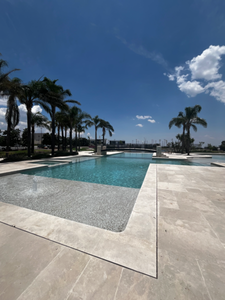 Casa en venta en La Valenciana, León — foto 2 de 2