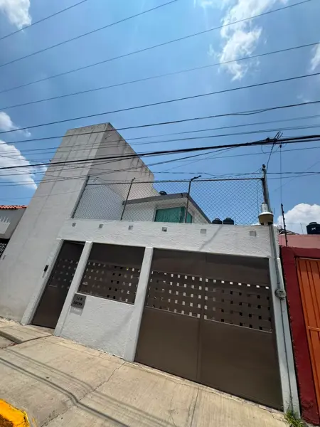 Casa en venta en Jardines de Santa Monica, Tlalnepantla de Baz — foto 2 de 15