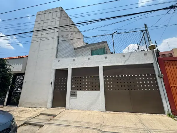 Casa en Venta en Jardines de Santa Monica (las Margaritas)