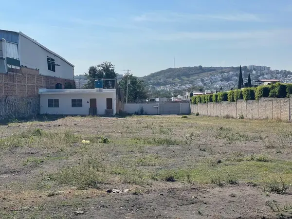 Terreno en renta en San Pedro Tlaquepaque comercial -industrial