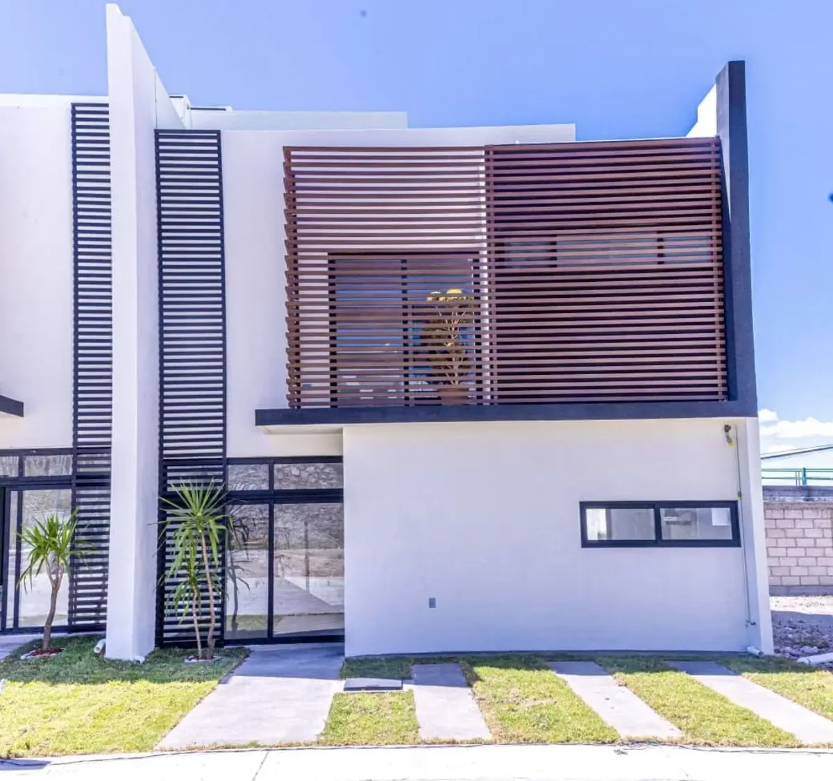 Casa en venta en Pachuquilla, Mineral de la Reforma — foto 1 de 26