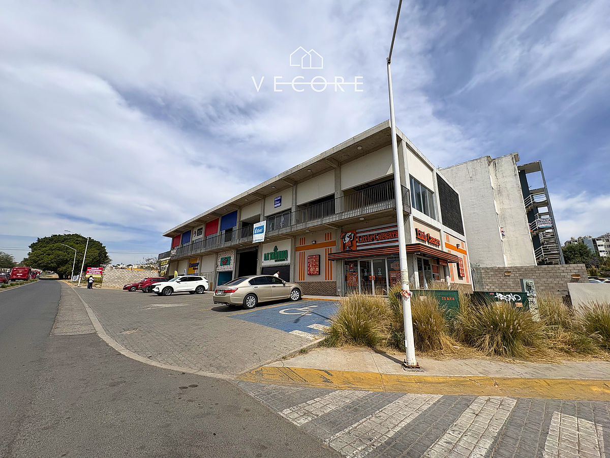 Local en venta en Tateposco, San Pedro Tlaquepaque — foto 1 de 12