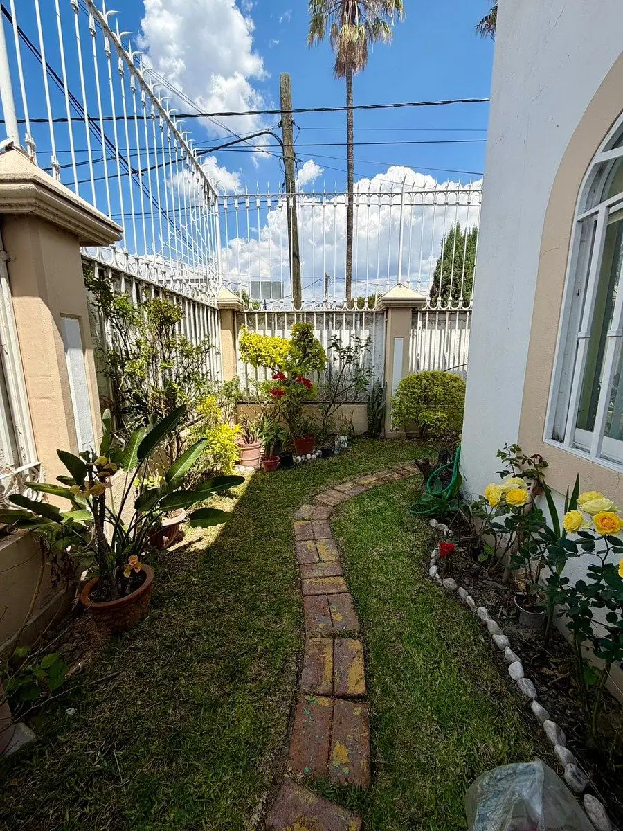 Casa en venta en Las Arboledas 3a Secc, Celaya — foto 1 de 10