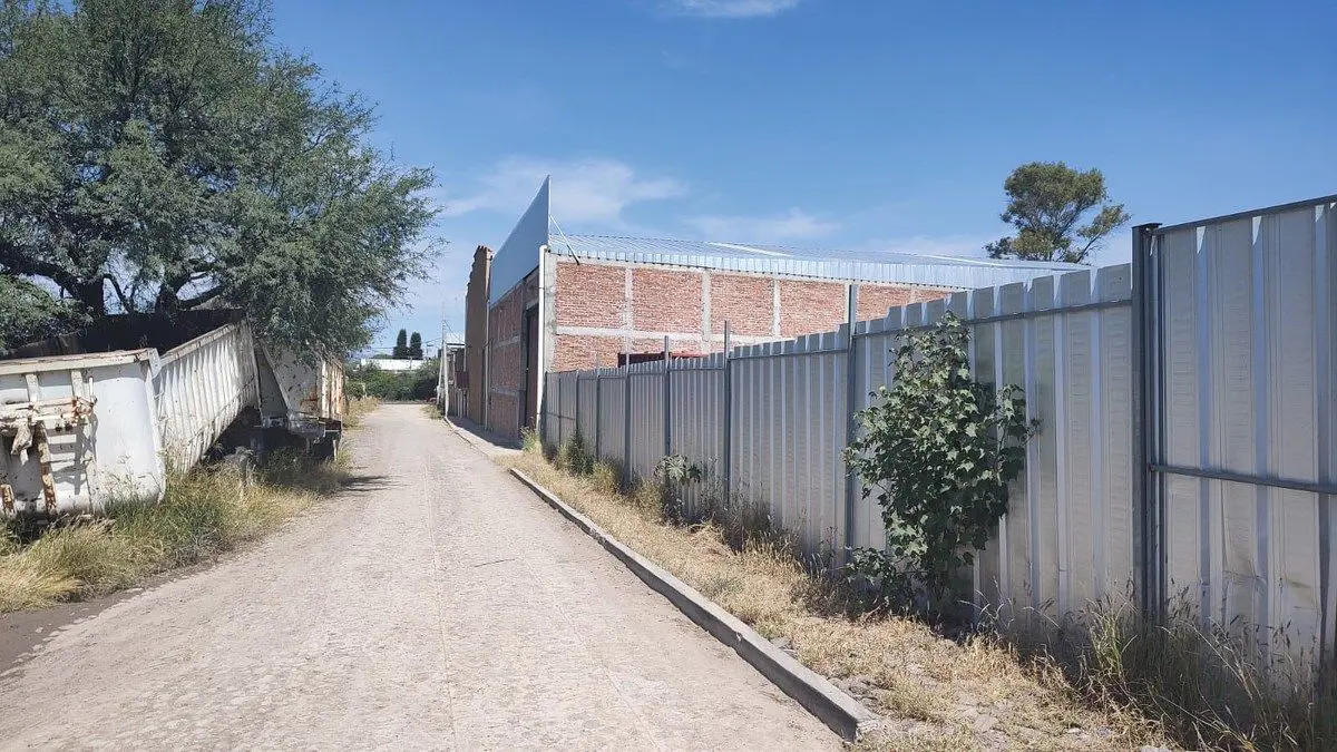 Bodega en renta en La Cruz, Celaya — foto 1 de 18