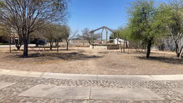 Terreno en venta en Real de Arboledas, Celaya — foto 3 de 9