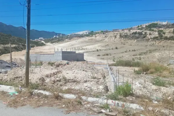 Se VENDE Terreno con obra negra en col. Ampliación Cuauhtémoc Se VENDE Terreno con obra negra en col. Ampliación Cuauhtémoc