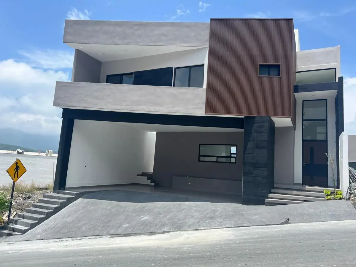 Casa en venta en Castaños del Vergel, Monterrey — foto 1 de 27