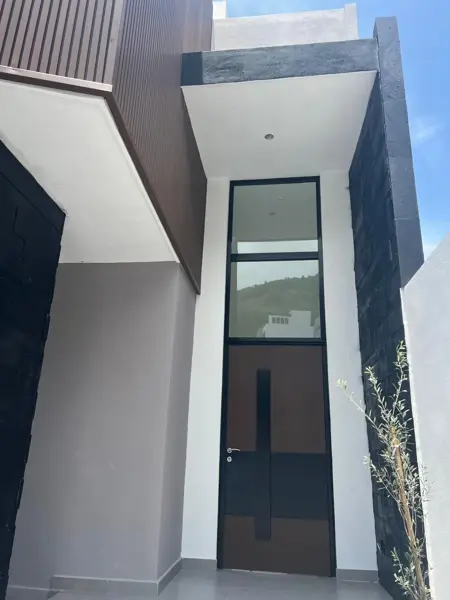 Casa en venta en Castaños del Vergel, Monterrey — foto 2 de 27