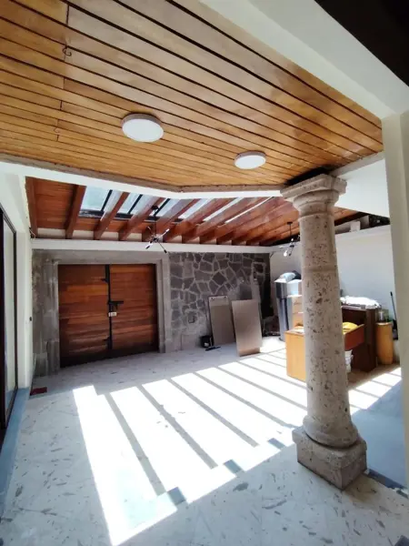 CASA EN VENTA ARAUCARIAS