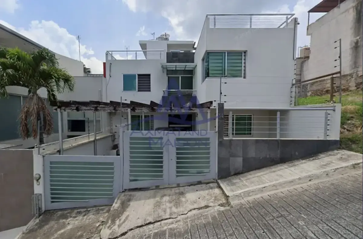 Casa en venta en Xalapa Enríquez Centro, Xalapa — foto 1 de 14