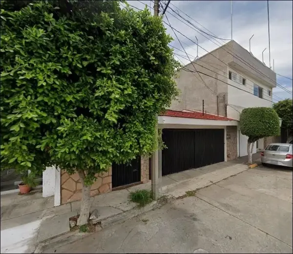 Casa en venta en Las Fuentes, Irapuato — foto 2 de 15