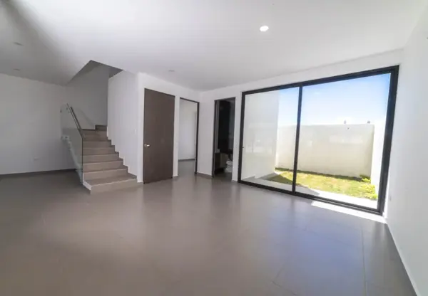 Casa en venta en Pachuquilla, Mineral de la Reforma — foto 2 de 33