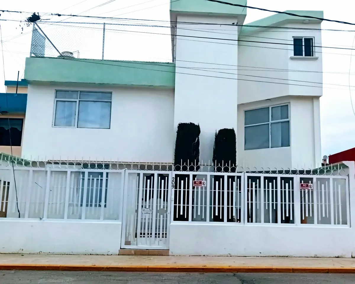 Casa en venta en Dr. Jorge Jiménez Cantú, Metepec — foto 1 de 33