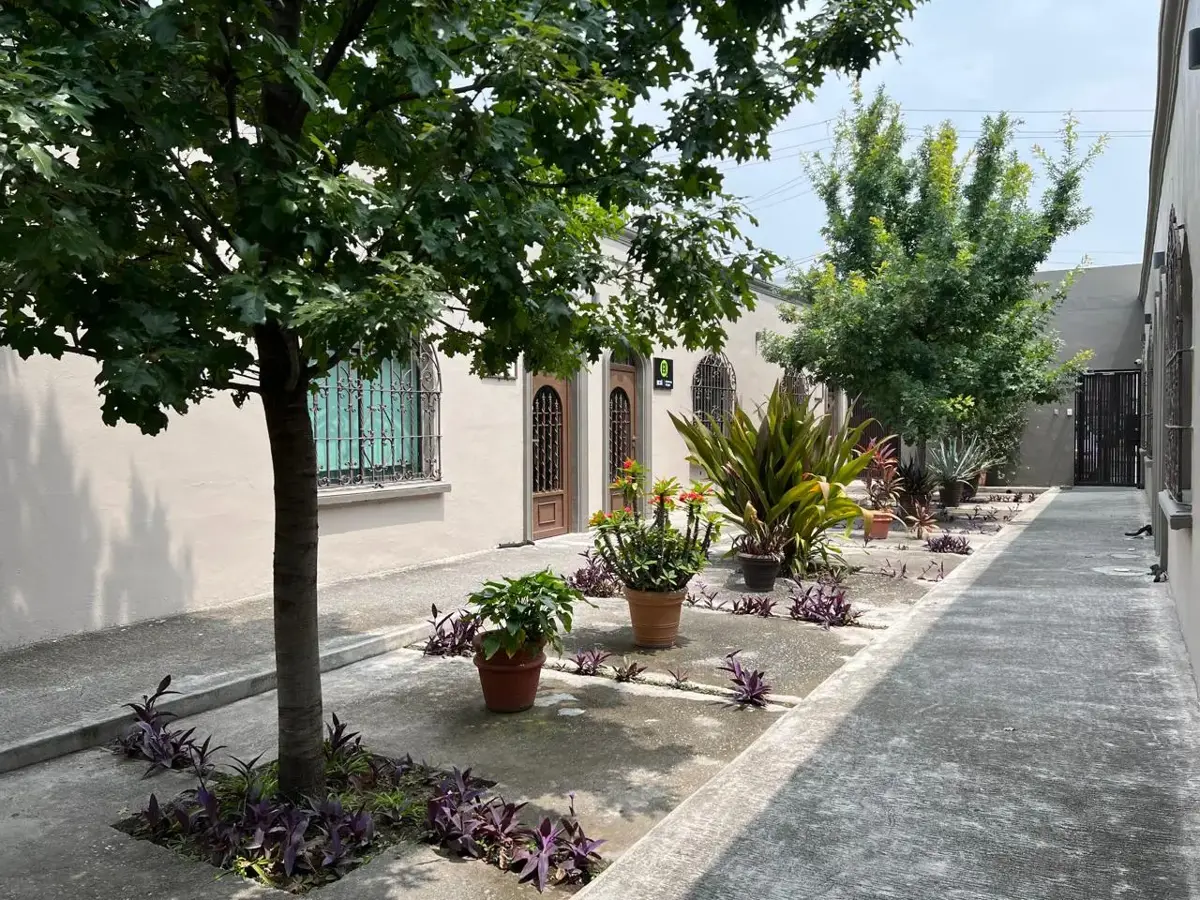 Oficina en Renta en Monterrey, Centro, Colonia Maria Luisa, casi esquina con Venustiano Carranza Oficina en Renta en Monterrey, Centro, Colonia Maria Luisa, casi esquina con Venustiano Carranza