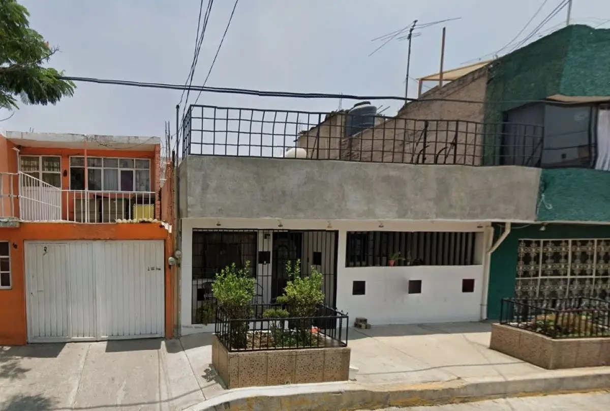 Casa en venta en Constitucion de 1917, Iztapalapa — foto 1 de 13