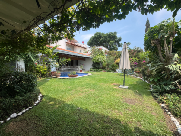 Casa en venta en Club de golf Tabachines, Cuernavaca — foto 2 de 51