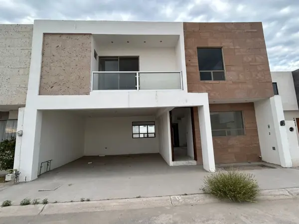 Casa en venta en Los Olivos, Gómez Palacio — foto 2 de 17
