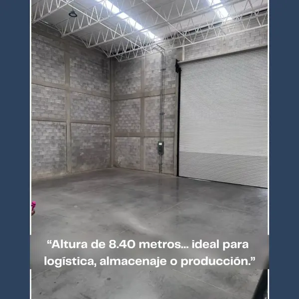 Bodega en renta en Los Lirios, Saltillo — foto 2 de 5