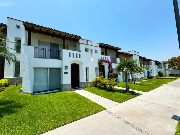 Casa en venta en Real Santa Fe, Xochitepec — foto 3 de 17