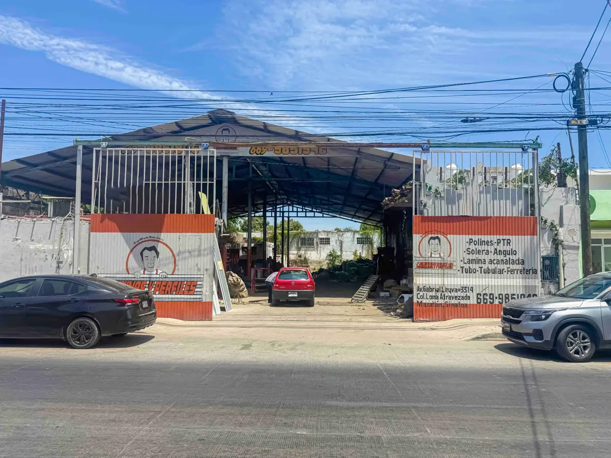 Local en venta en Gabriel Leyva, Mazatlán — foto 1 de 11