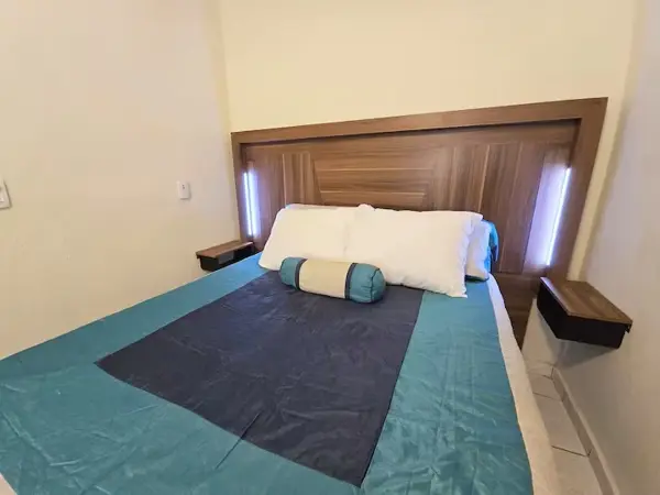 Renta de HABITACION Amueblada en Parras Coah. Servicios incluidos.