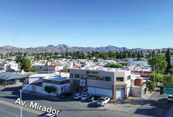 Local Comercial en Renta en Av. Mirador esquina con San Felipe, Chihuahua