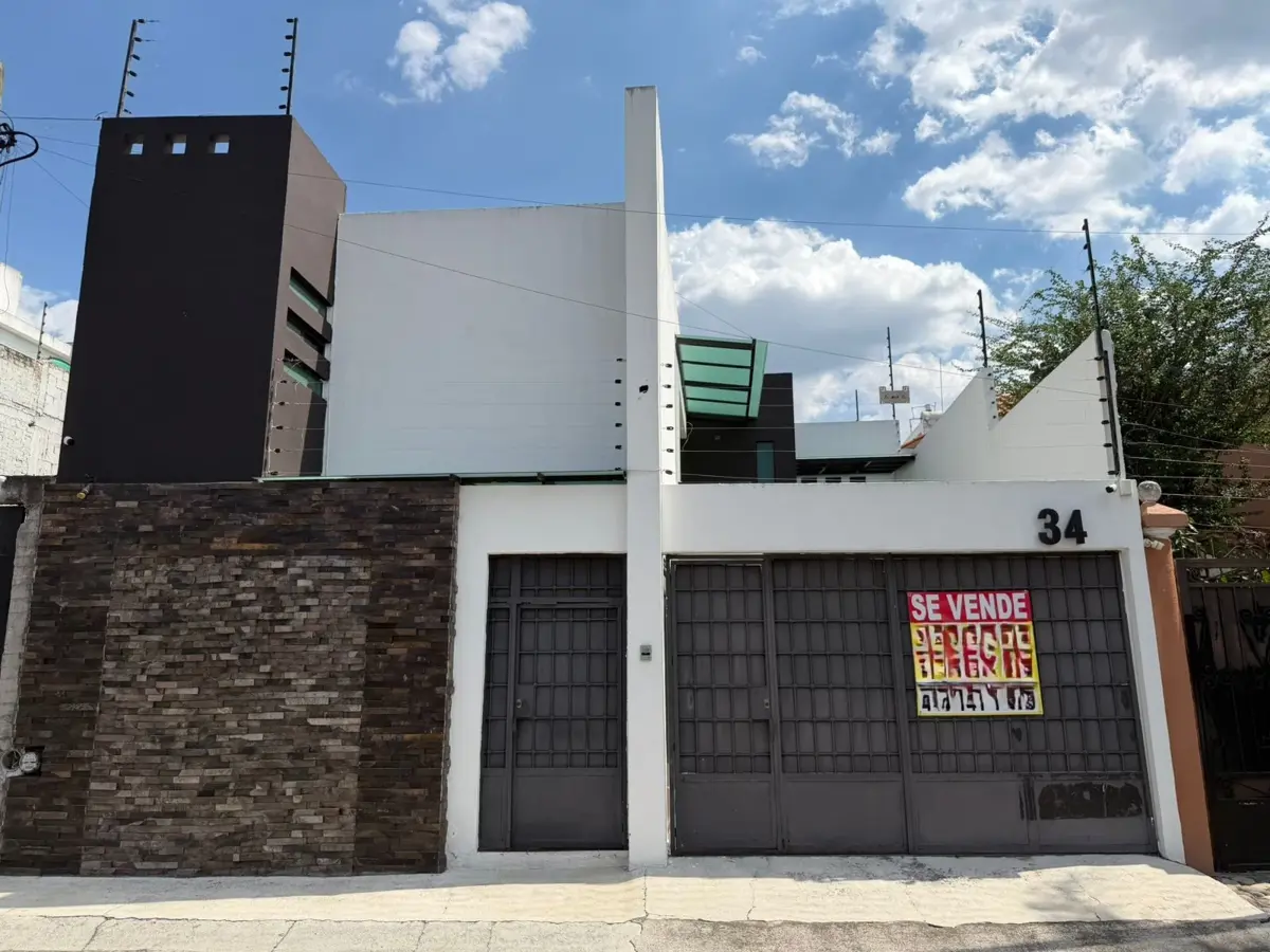 Casa en venta en Hacienda la Huerta, Morelia — foto 1 de 25