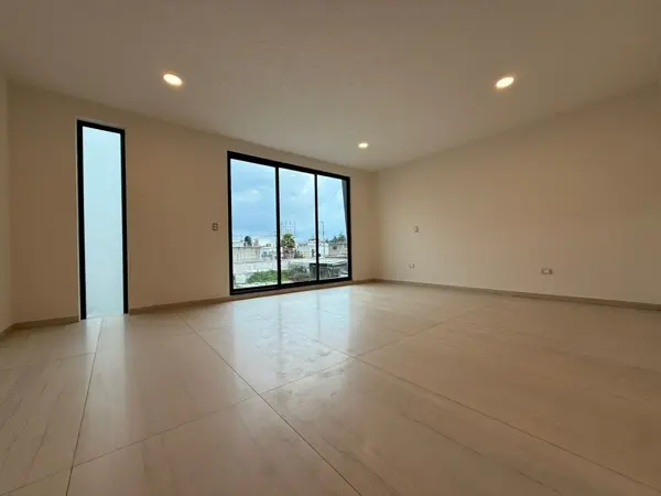 Casa en venta en San Salvador Tizatlalli, Metepec — foto 2 de 13