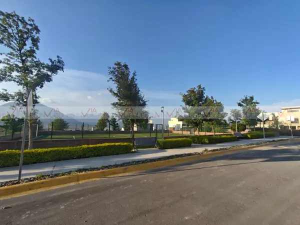 Terreno en venta en La Montaña, García — foto 3 de 14
