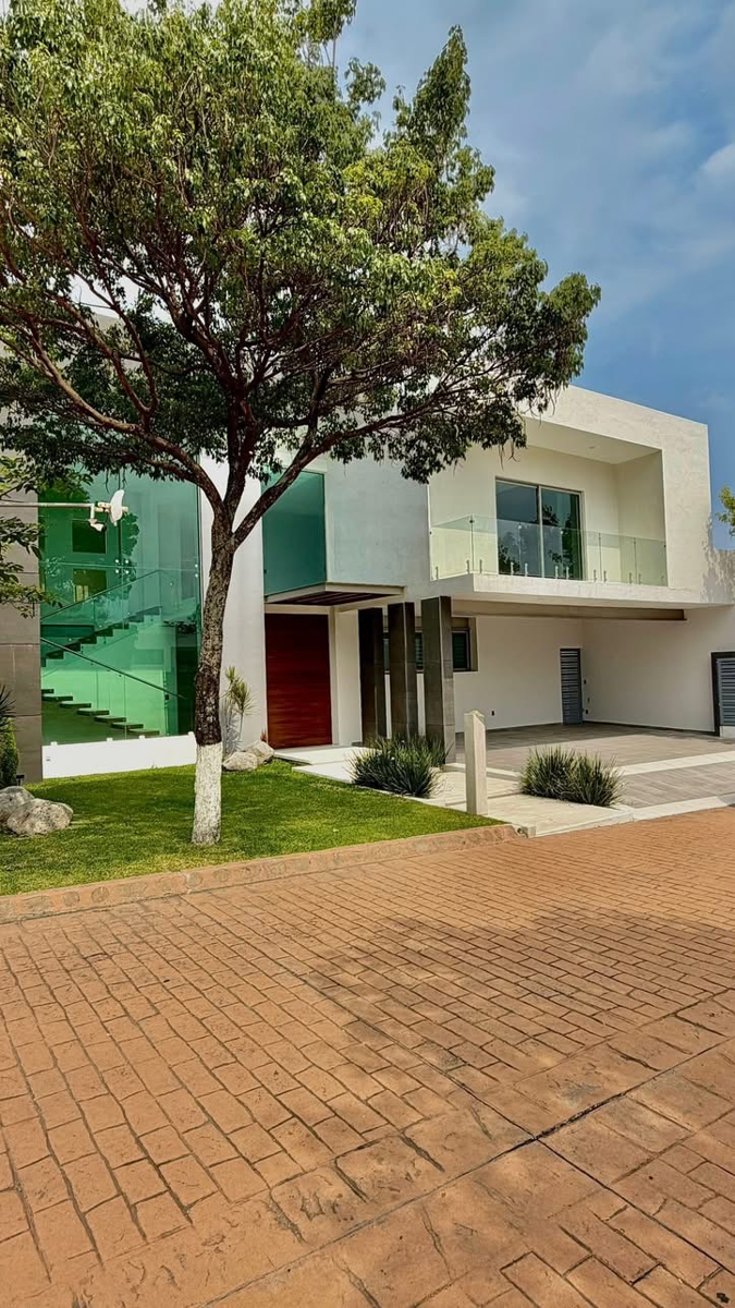 Casa en venta en Vista Hermosa, Cuernavaca — foto 1 de 32